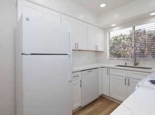*Open House: 5/17 12-2pm* Spacious 1 Br In Hillcrest With Onsite Laundry!, San Diego, CA 92104