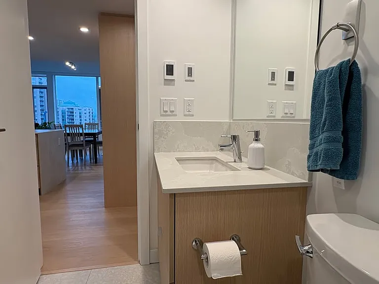 1100 Yates St #611 — Photo 12