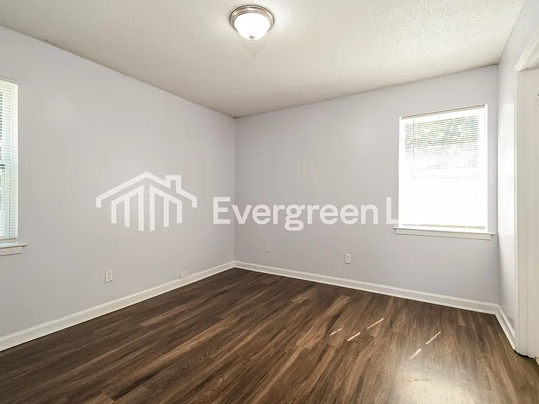 6070 Tulane Rd — Photo 7