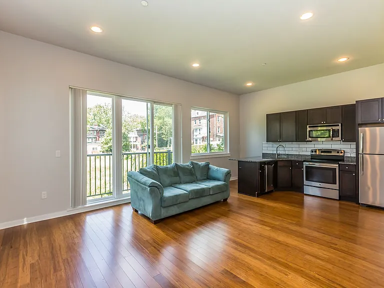 4213 Chester Avenue Modern Living in the Heart of University City — Photo 24