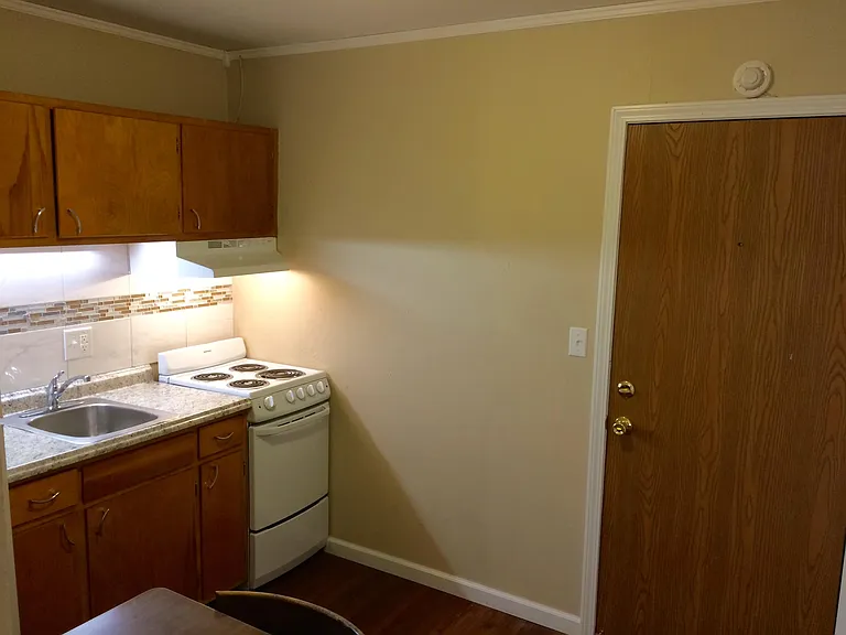 2012 S Illinois Ave #21 — Photo 3