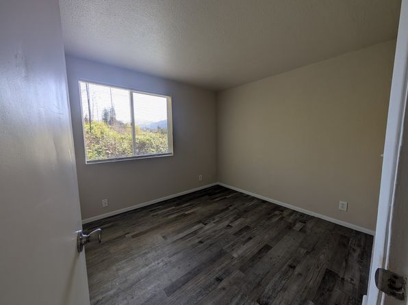 Creekside Apartments | 359 N Santiam Hwy E, Gates, OR