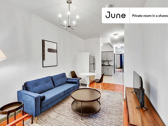 4th image of 2028 2nd Ave #B