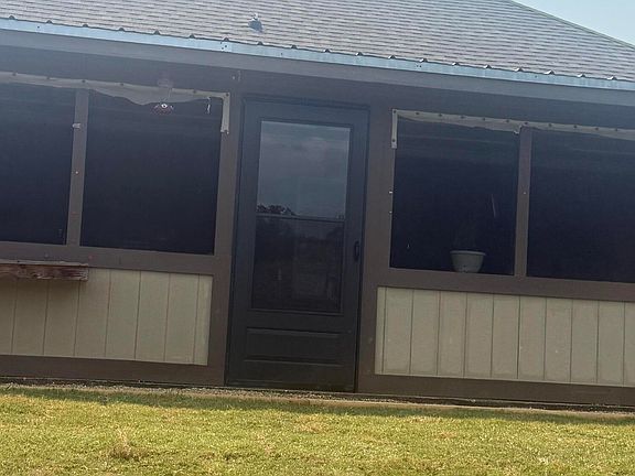 2nd image of 102 Pete Ave