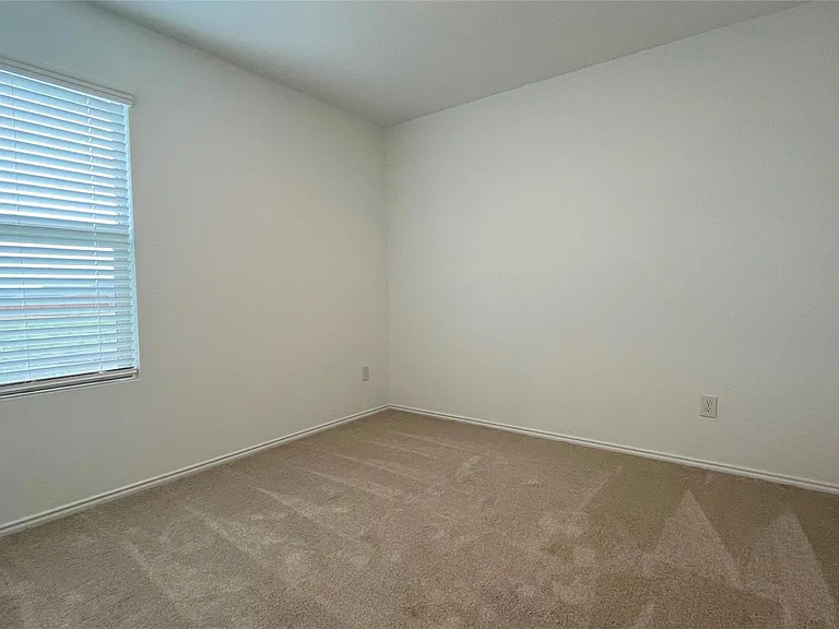 1130 Arborwood Dr — Photo 15