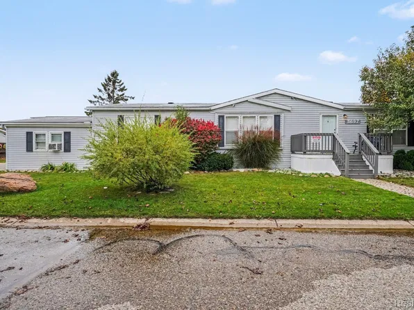 3697 Silverleaf, White Lake Charter Township, MI 48383