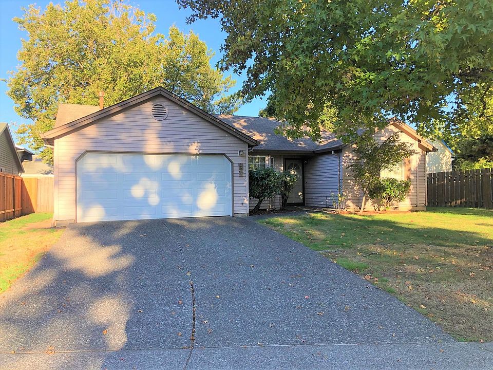 1st image of 3911 NW 166th Dr