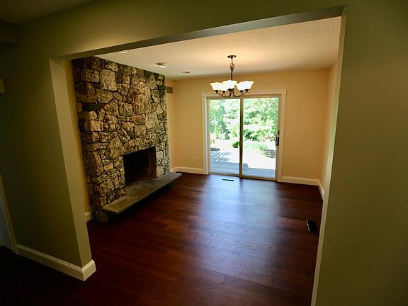 5th image of 70 Chambers Rd