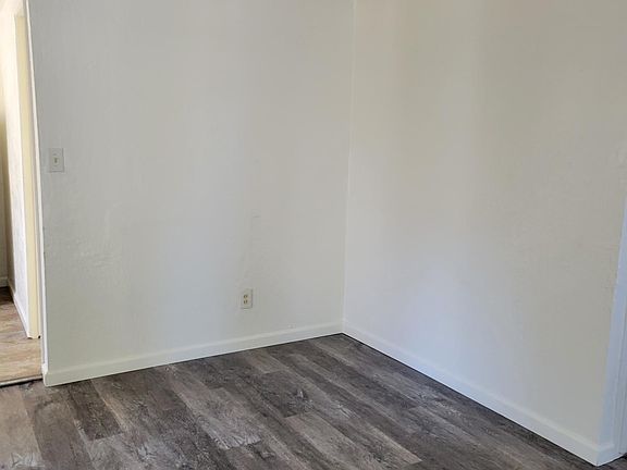 4th image of 1409 S 5th Ave APT B
