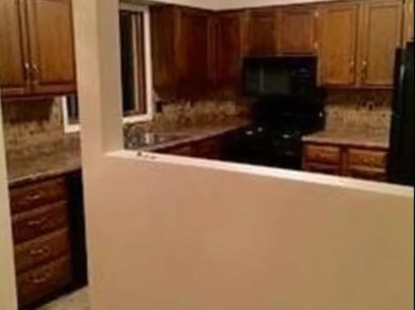 7374 Eisenhower Dr Unit 4, Youngstown, OH 44512