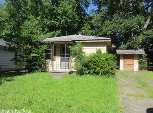 2005 S Fox St, Pine Bluff, AR 71603