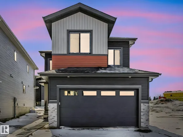 239 Kinglet Blvd NW, Edmonton, AB T5S 0S4