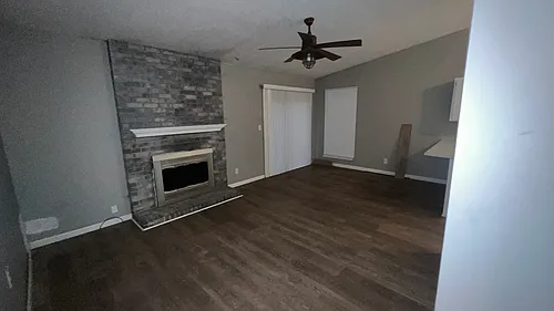 131 Springbrook Dr Photo 1
