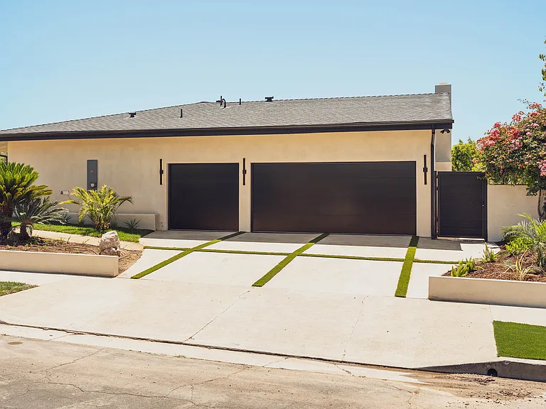17900 Medley Dr — Photo 22