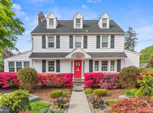 2056 Woodland Rd, Abington, PA 19001