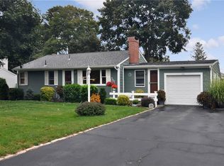 134 Fairfax Dr, Warwick, RI 02888