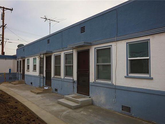 2nd image of 2616 Santa Monica Blvd APT 2