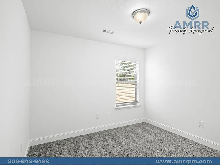 1115 SW 3rd Ave — Photo 9