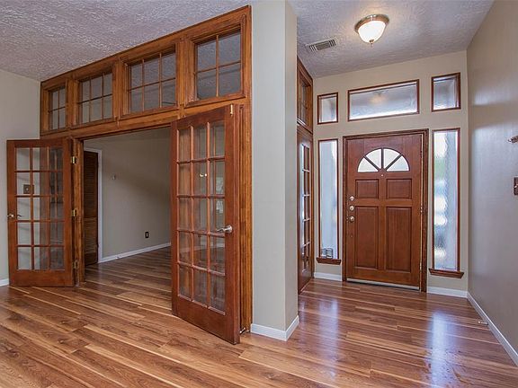 5th image of 13630 Cedar Point Dr