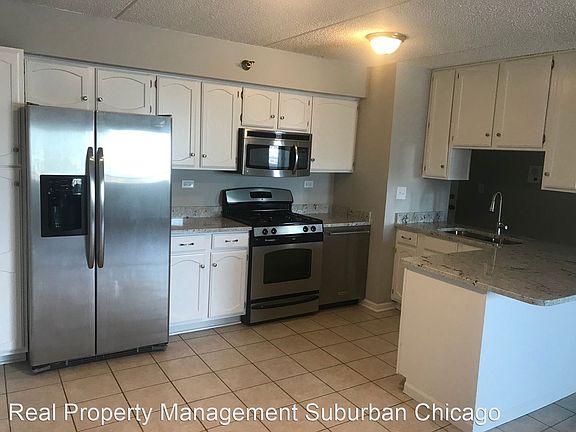 4th image of 10515 W Grand Ave #Lu43