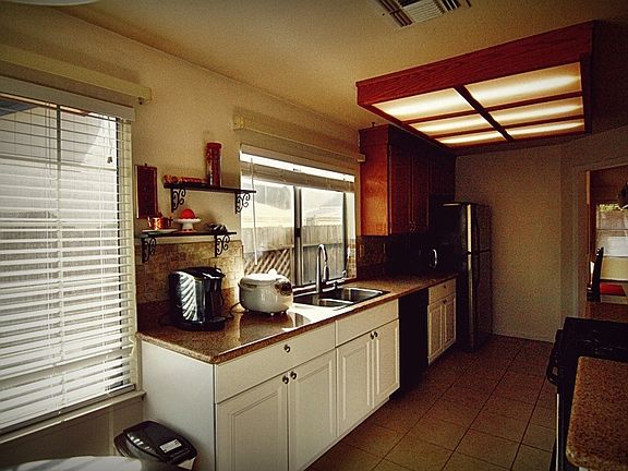 5th image of 5256 Laguna Park Dr