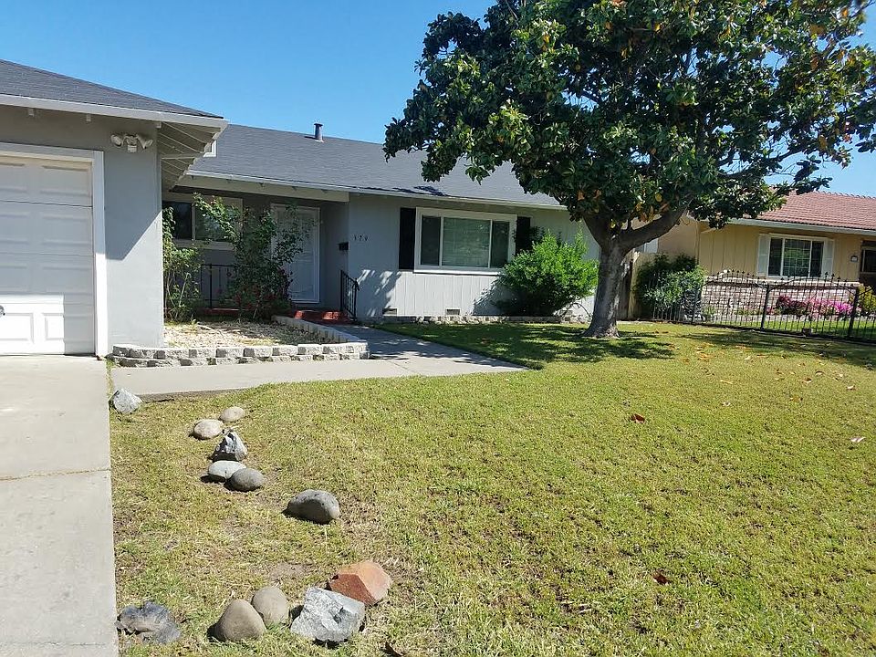1st image of 329 W Iris Ave