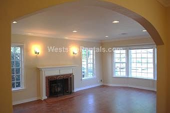 2nd image of 214 W Ash Ave