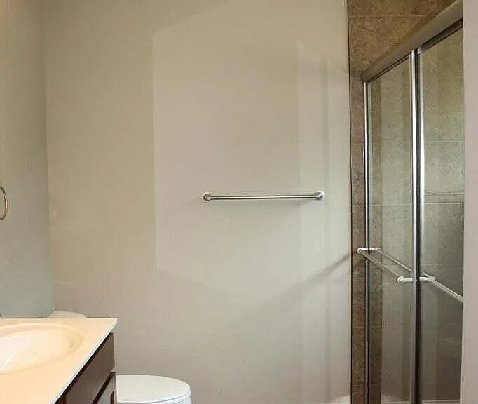 4504 Weybridge Dr — Photo 6