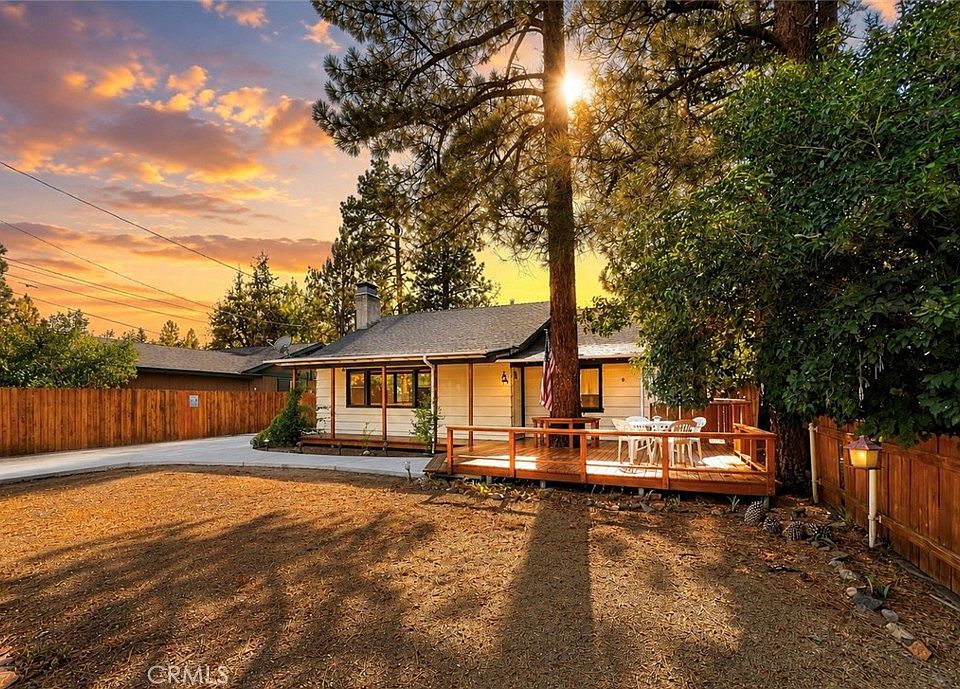 1st image of 1029 Sierra Ave