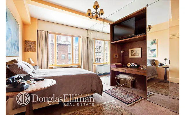 Sold by Douglas Elliman | media 19
