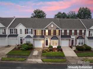 630 Bayou Cir, Lake Wylie, SC 29710