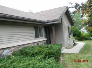830 E Florida Ave, Appleton, WI 54911