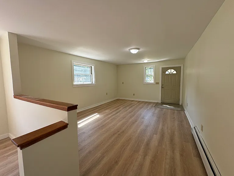 108 Furnace St — Photo 6