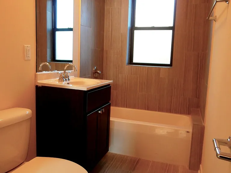 3115 N Monticello Ave #3 — Photo 5