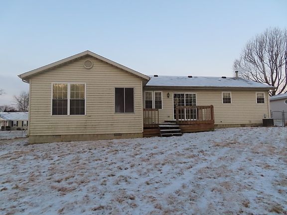 4th image of 230 N Birchwood Dr