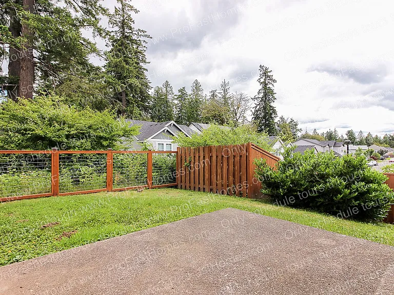 13640 SE Madena Way — Photo 22