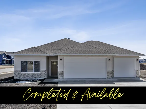 333 48th Ave S, Moorhead, MN 56560