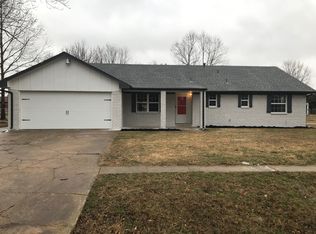 10505 E 1st St, Claremore, OK 74019