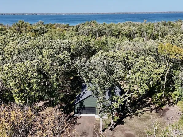 37519 Norwood Ln, Battle Lake, MN 56515