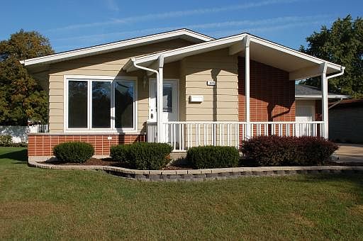 1st image of 608 N Cherry Dr