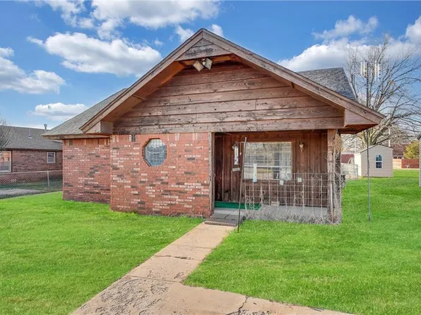 916 E Whitmer, Sentinel, OK 73664