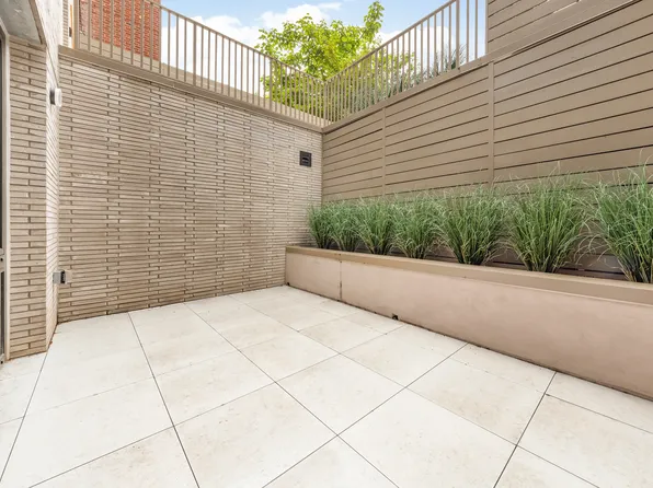 66 Clinton Street image 7 of 17