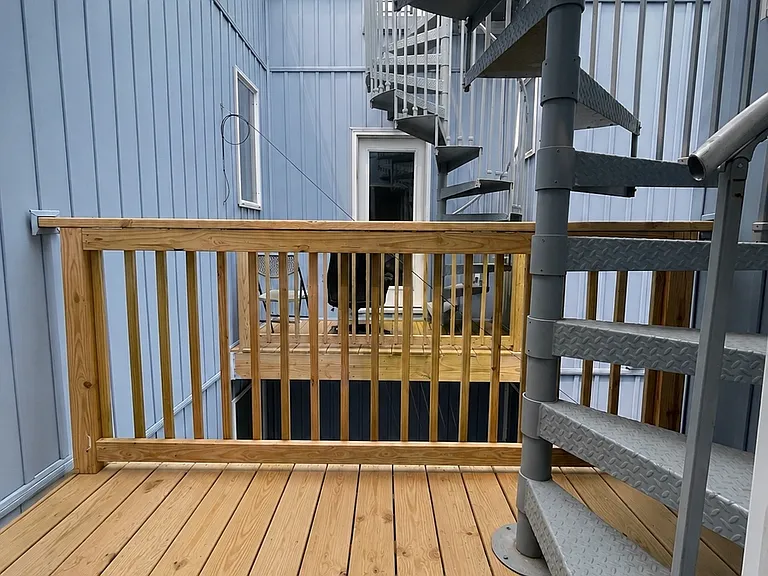 1727 Ingersoll St #B — Photo 21