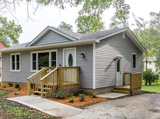 5903 SW 8th St, Des Moines, IA 50315
