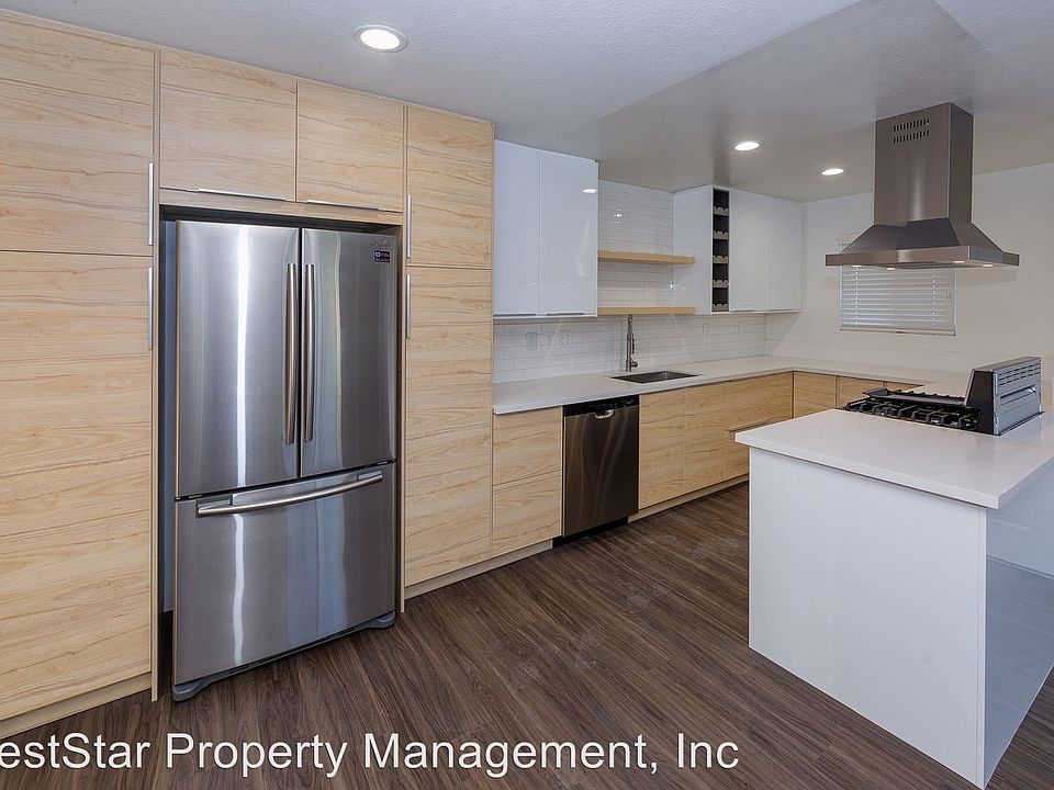 1st image of 938 E 6th St APT 301
