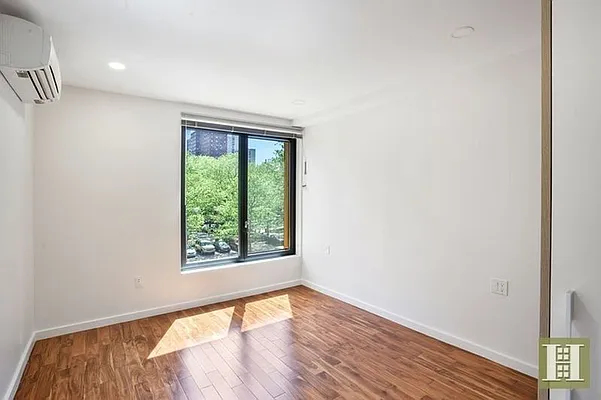 Rented by Technocraft Inc. | media 3