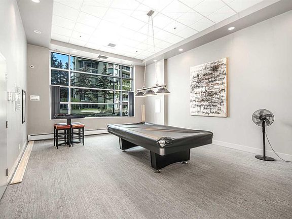 4th image of 1121 W 6th Ave SW #905