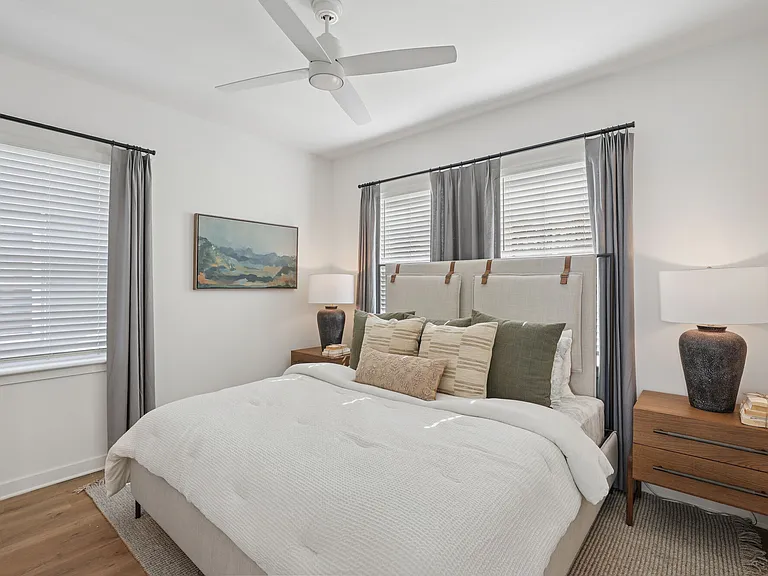 Hamlet Falling Creek - Homes & Townhomes for Rent — Photo 15