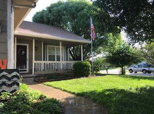 1024 E Pembroke Rd, Augusta, KS 67010