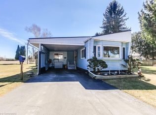 1 2nd St, Norfolk County, ON N4B2W6